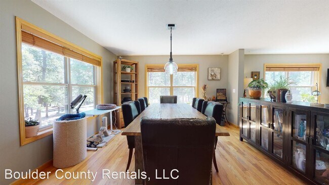 Building Photo - 4 br, 2 bath House - 10 Shoshoni Way