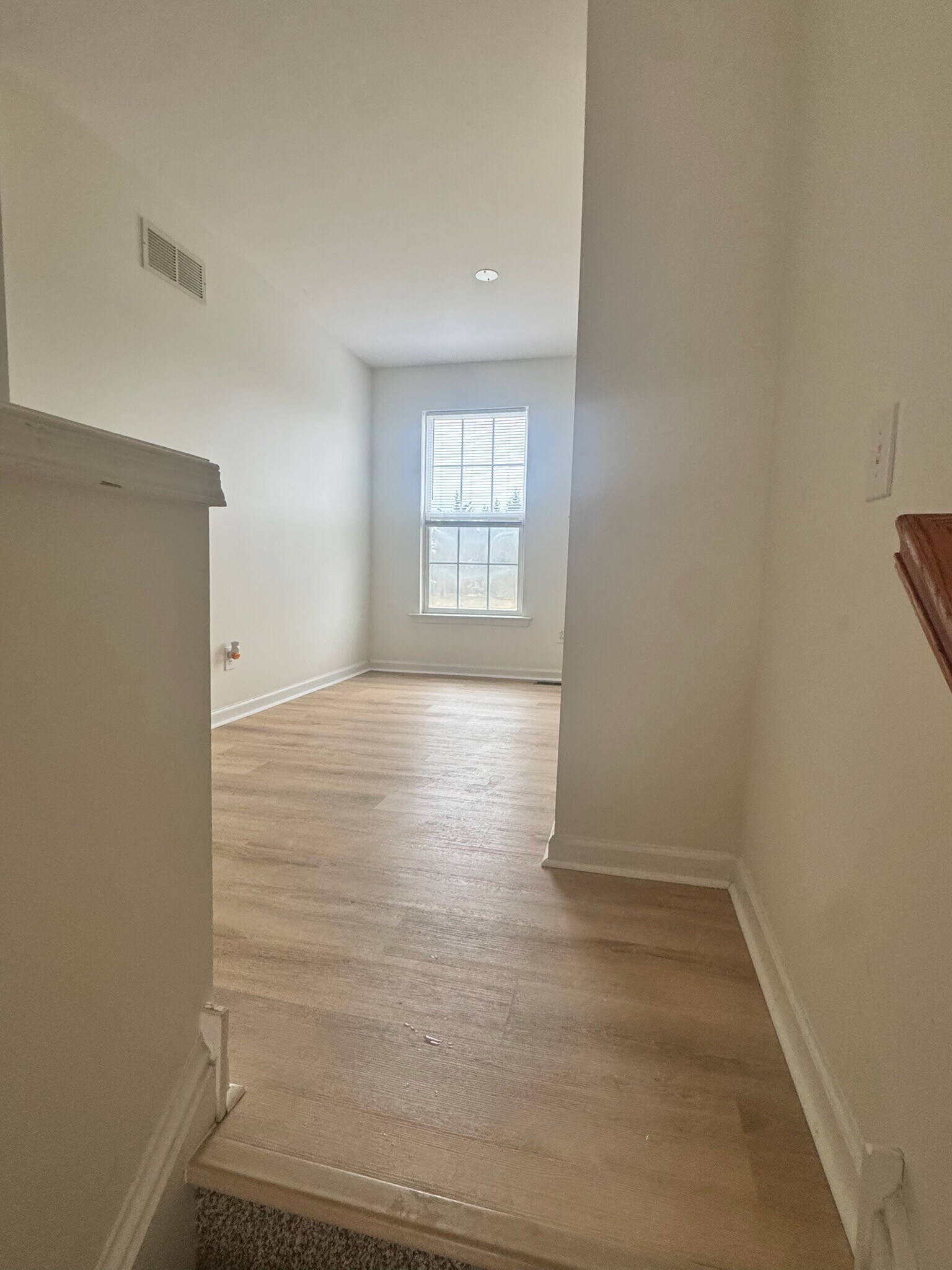 Building Photo - 1496 Artisan Ct
