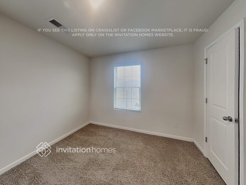 Building Photo - 5113 Spring Breeze Blvd