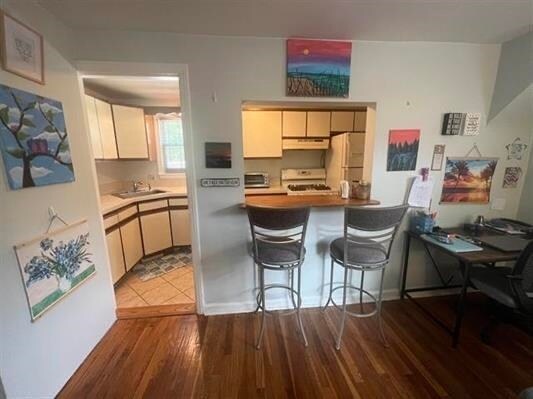 Building Photo - 42 7th Ave