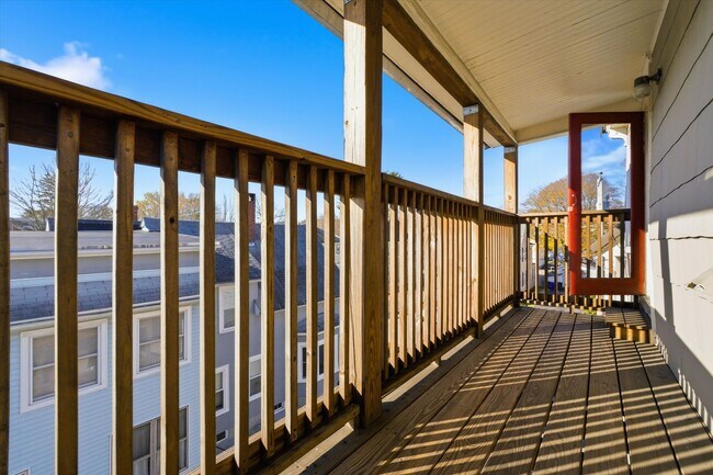 Building Photo - 74 Dartmouth St