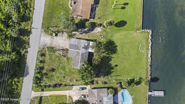 Building Photo - 6785 Riveredge Dr