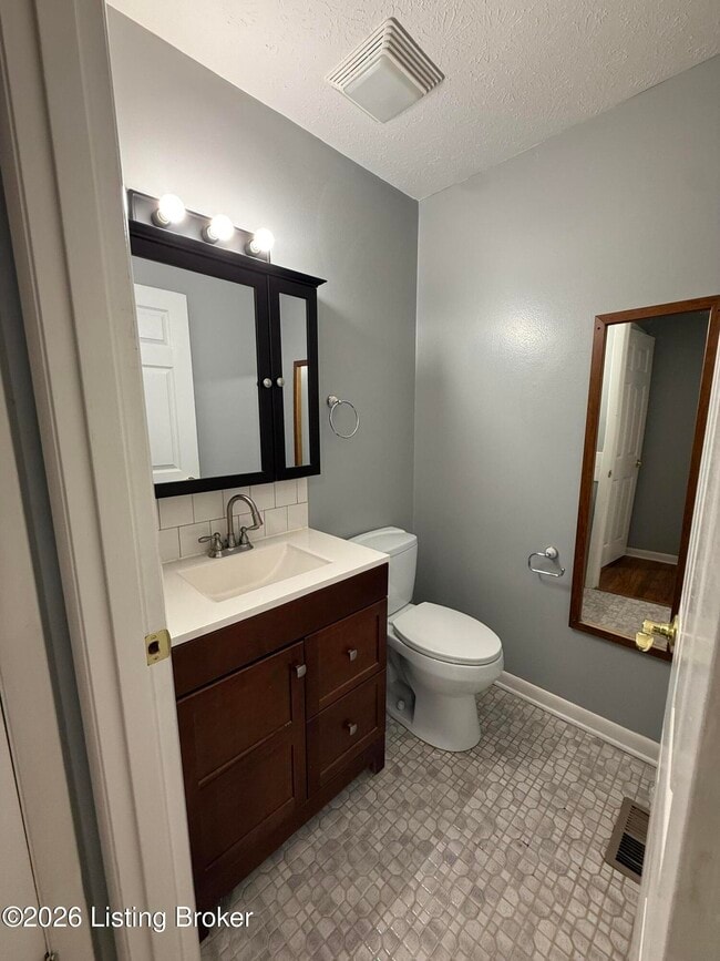 Building Photo - 3706 Glenlea Way