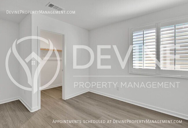 Building Photo - 2723 Emerald Bay Dr