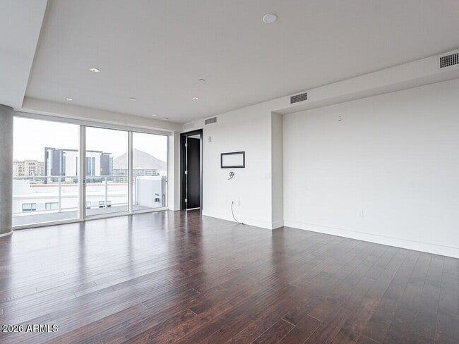 Building Photo - 4422 N 75th St