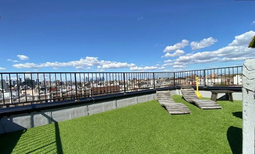 Building Photo - 290 Union Ave