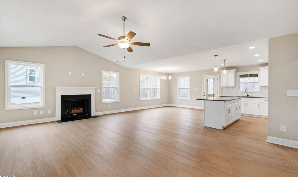 Building Photo - 77 Falls Riv ct