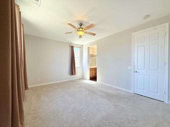 Building Photo - 80435 Atherstone Dr