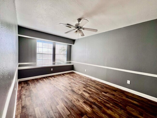 Building Photo - 19514 Azalea Valley Dr