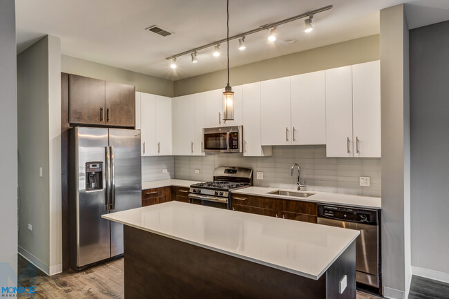 Floorplan - 851 West