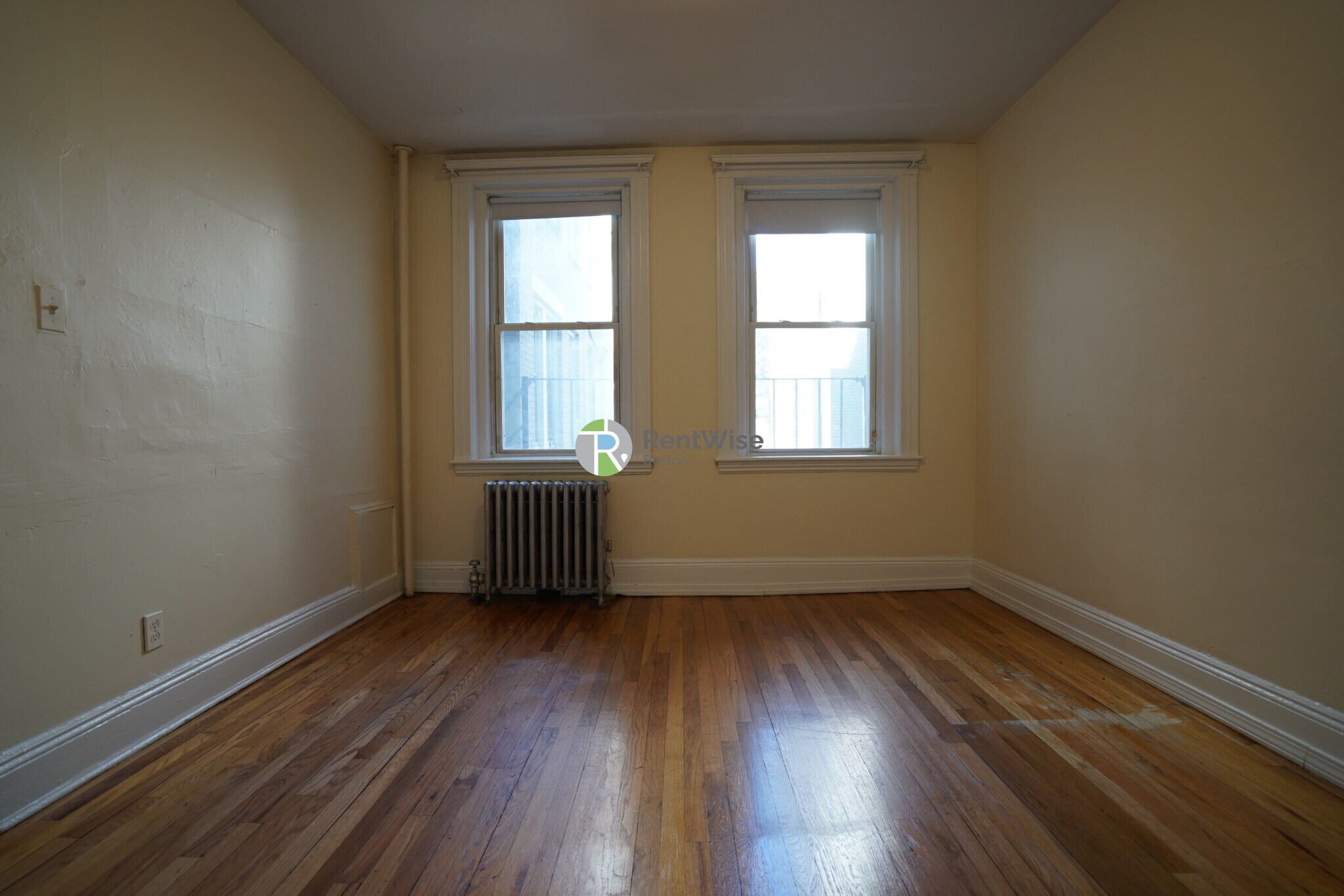 Building Photo - 131 Washington St