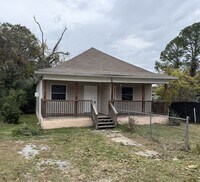 Building Photo - 3113 Curtis St