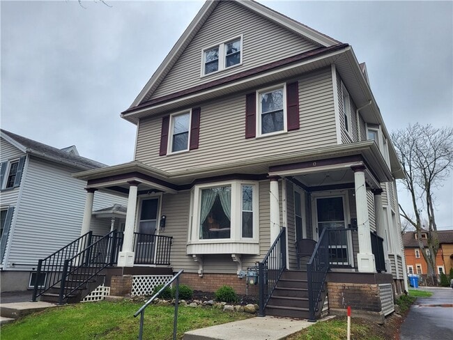 Primary Photo - 110 Averill Ave