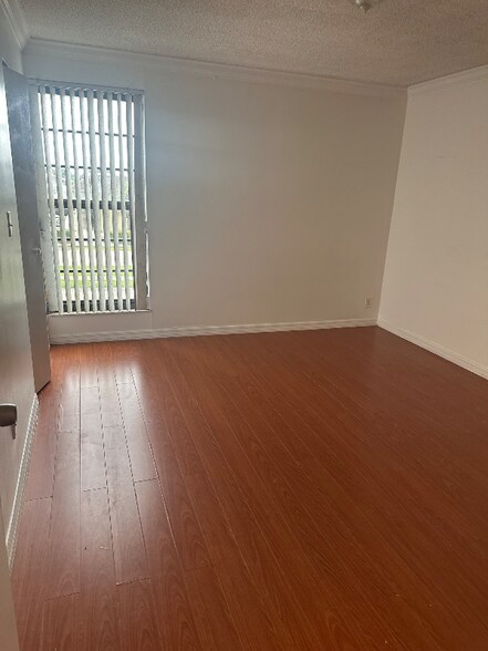 Building Photo - 1624 NW 90th Way