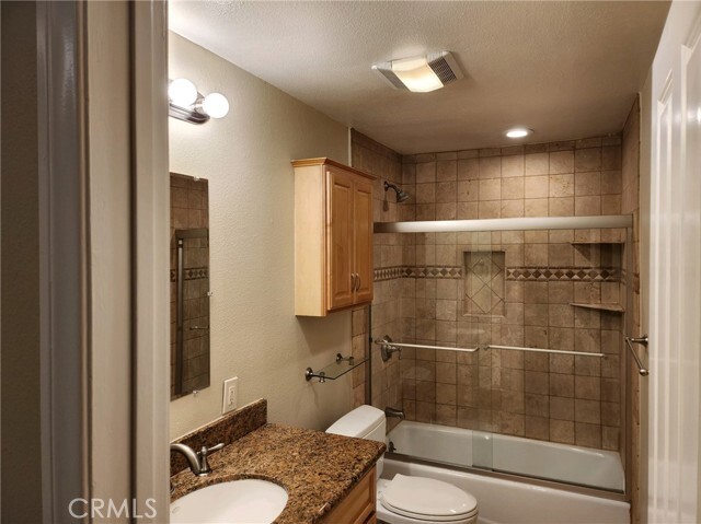 Building Photo - 8127 Marina Pacifica Dr N