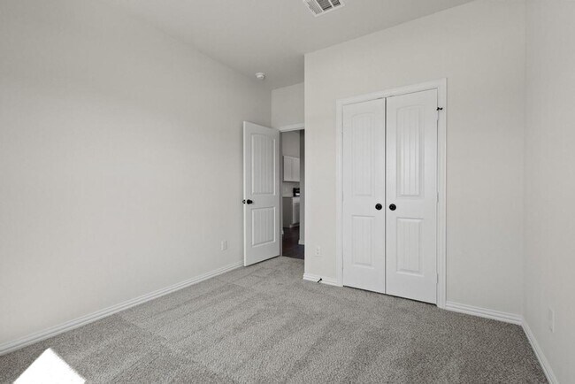 Building Photo - Brand New 3 Bed / 2 Bath Home Be the First...