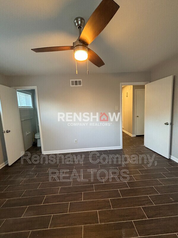 Building Photo - 3015 Laurencekirk Rd