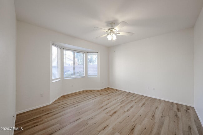 Building Photo - 16149 W Quail Creek Ln