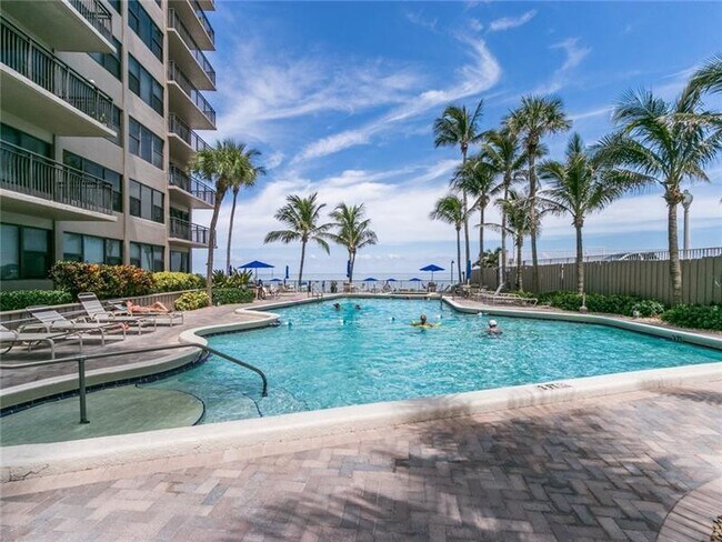 Building Photo - 3800 Galt Ocean Dr