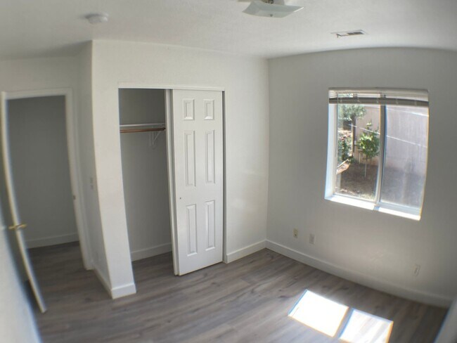 Building Photo - 2115 N West St