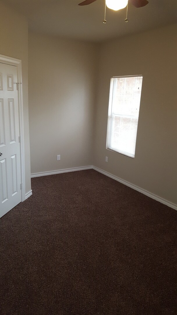 Building Photo - 3711 22nd Pl