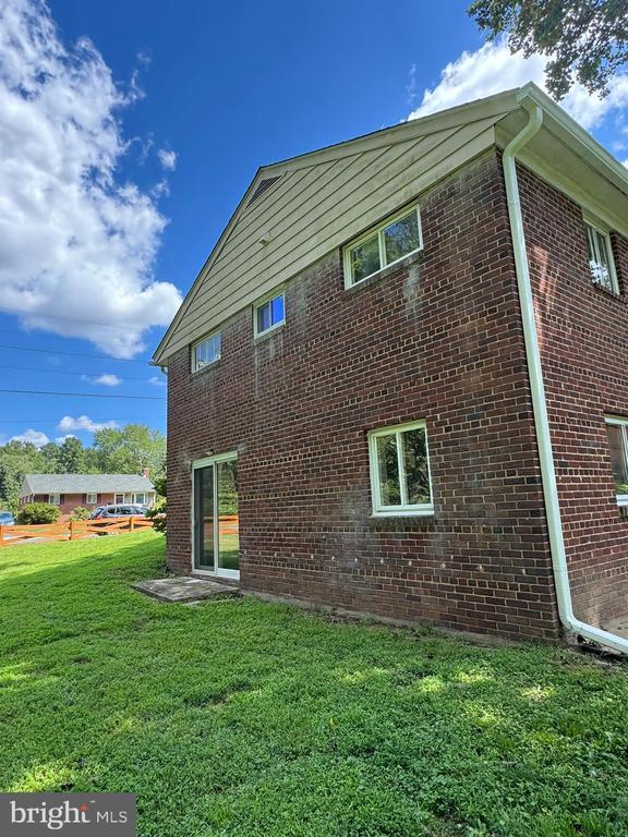 Building Photo - 7401 Camp Alger Ave