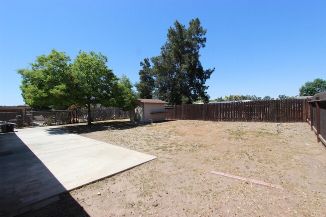 Building Photo - 24730 Cornstalk Rd