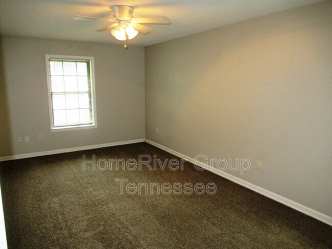 Building Photo - 3255 Covington Pike