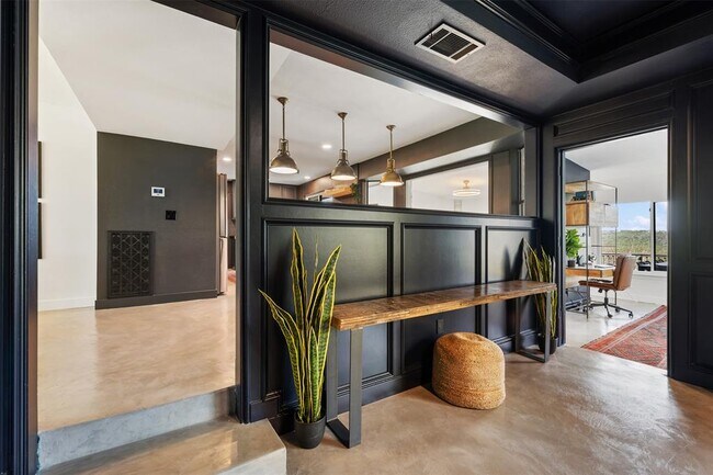 Building Photo - 6713 Winterberry Dr