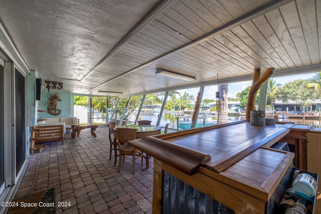Building Photo - 403 N Neptune Dr
