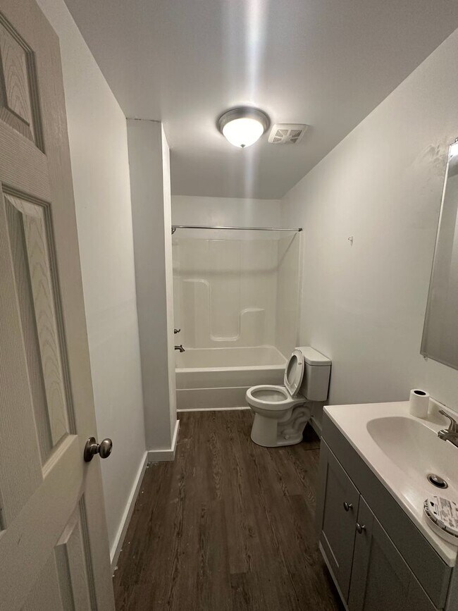 Building Photo - Pinewood Townhome Available Soon