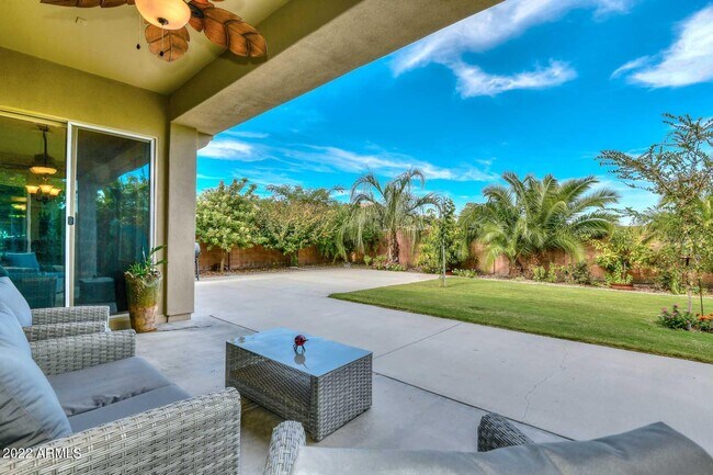 Building Photo - 19210 W Denton St