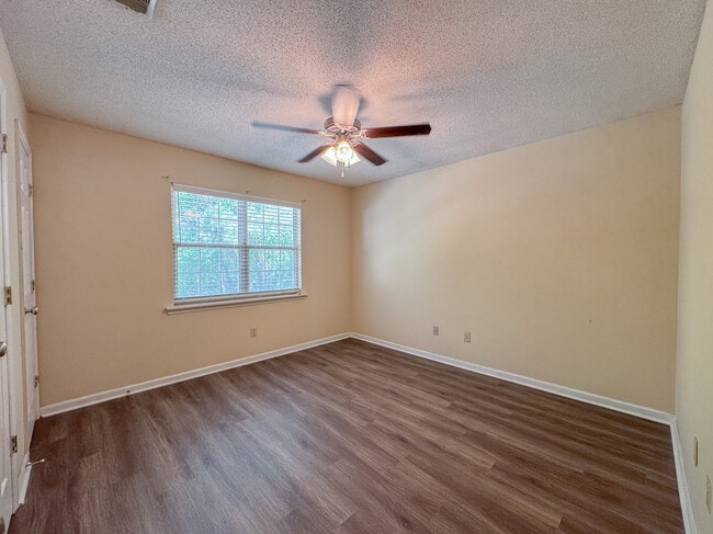 Building Photo - 27B Pate Pl