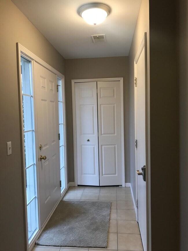 Building Photo - COMING SOON! Charming 2-Bed Home in Commerce –Great schools & Community Pool Access!