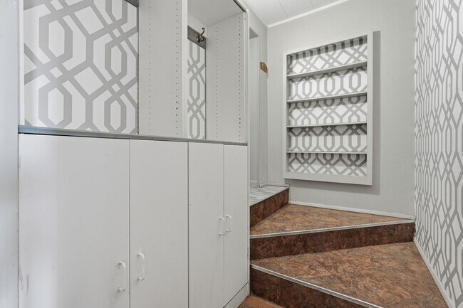 Building Photo - 2237 W Foothill St