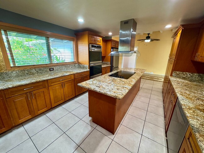 Building Photo - Rarely available 4 bed, 3 bath w/ a pool i...
