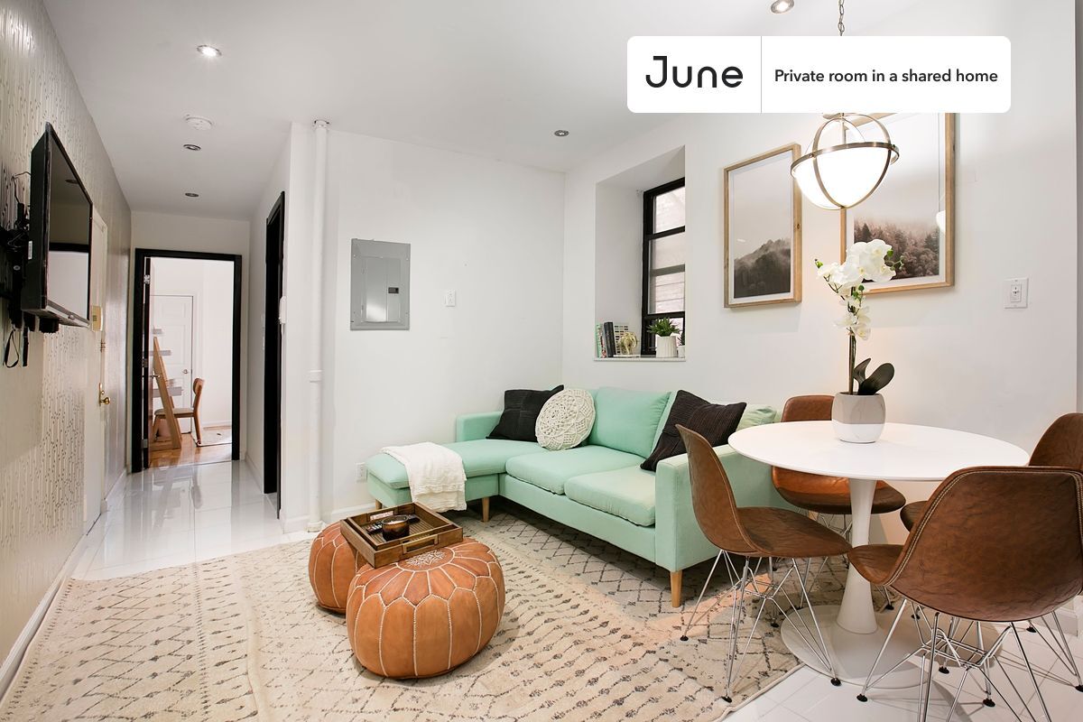 Building Photo - Room in Shared 2 bed/1 bath home