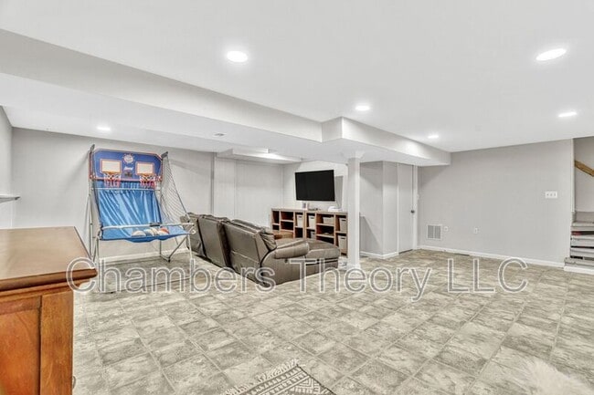 Building Photo - 9701 Counsellor Dr