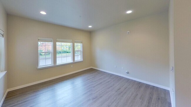 Building Photo - 2 Bedroom 2.5 Bath townhome with 1 car garage. Schedule a tour today!