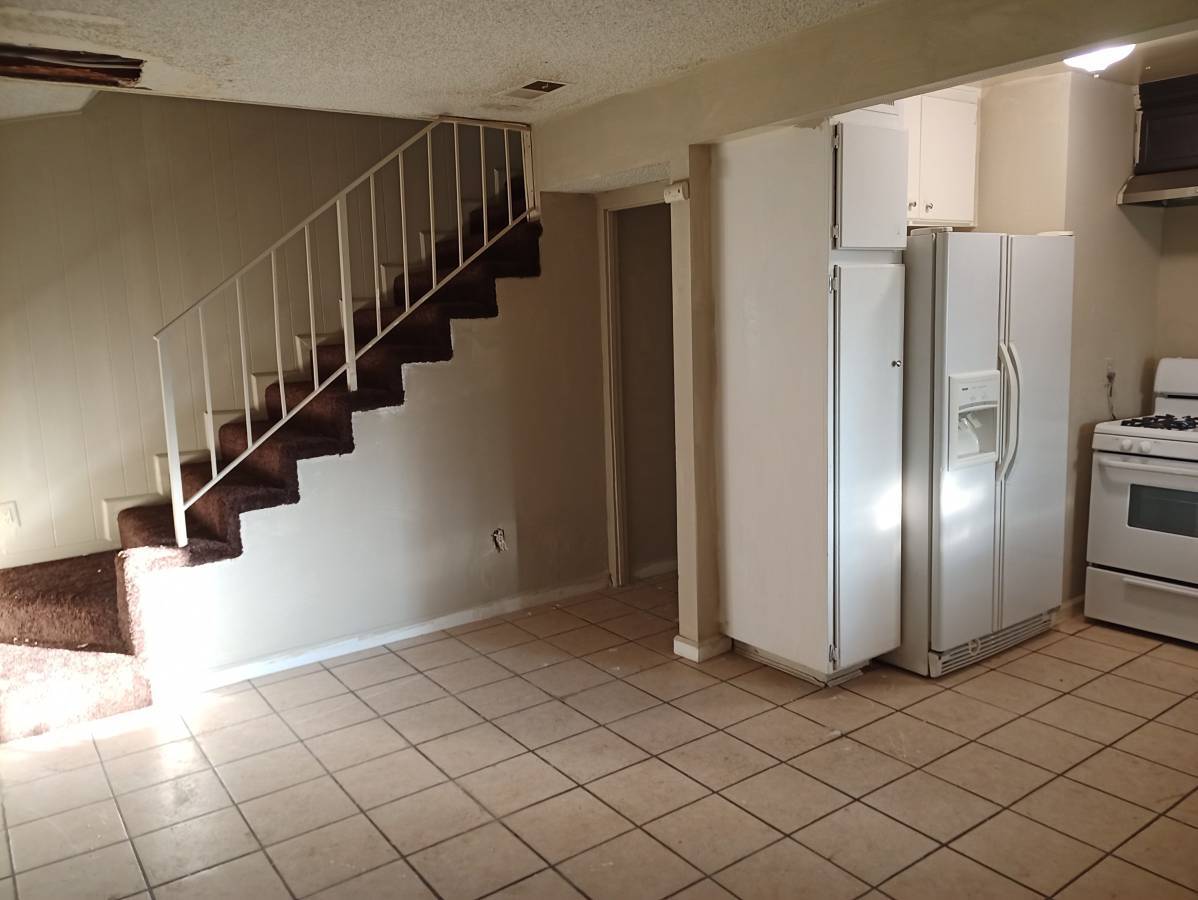 Building Photo - 2209 Cedro Ct