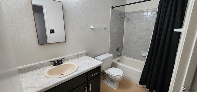 Building Photo - 2088 W Del Sol Ln