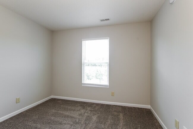Building Photo - 6647 Wicked Oak Ln