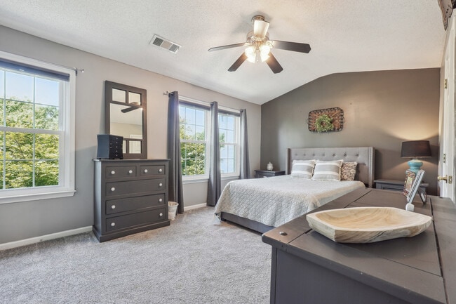 Building Photo - 10900 Wittenridge Dr