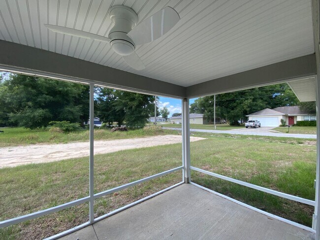 Building Photo - 2 Juniper Way Ln