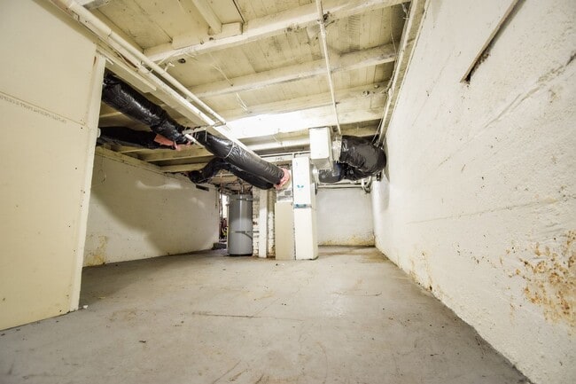 Building Photo - Charming 2 Bedroom House in North Portland