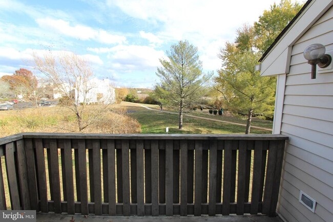 Building Photo - 912 Aspen Dr