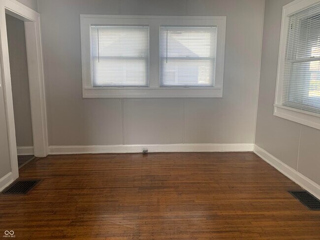 Building Photo - 4202 Carrollton Ave