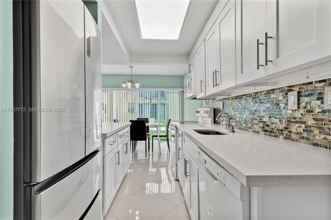 Building Photo - 9311 SW 4th St