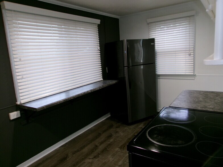 Building Photo - 3444 N 48th St