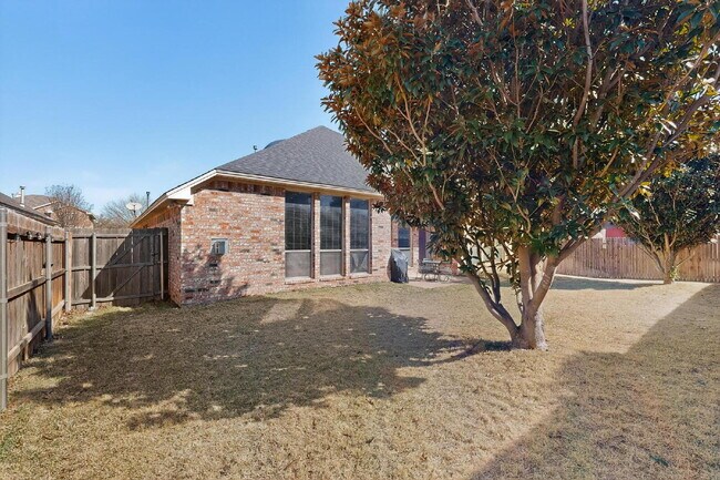 Building Photo - Executive 30+ Day Retreat Mins to AT&T Stadium – Ideal for Mid-Term Stays, Corporate Housing & Di...